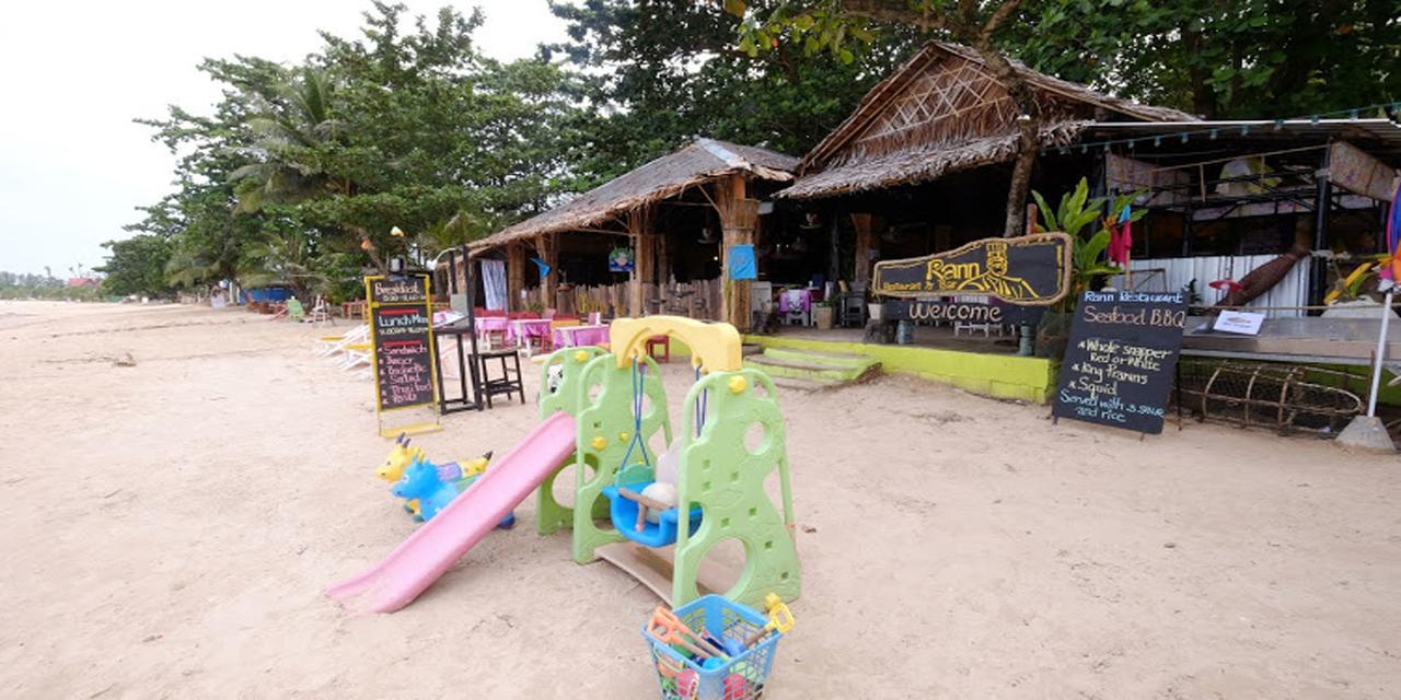 Rann Chalet Beach Side Ко-Ланта Экстерьер фото